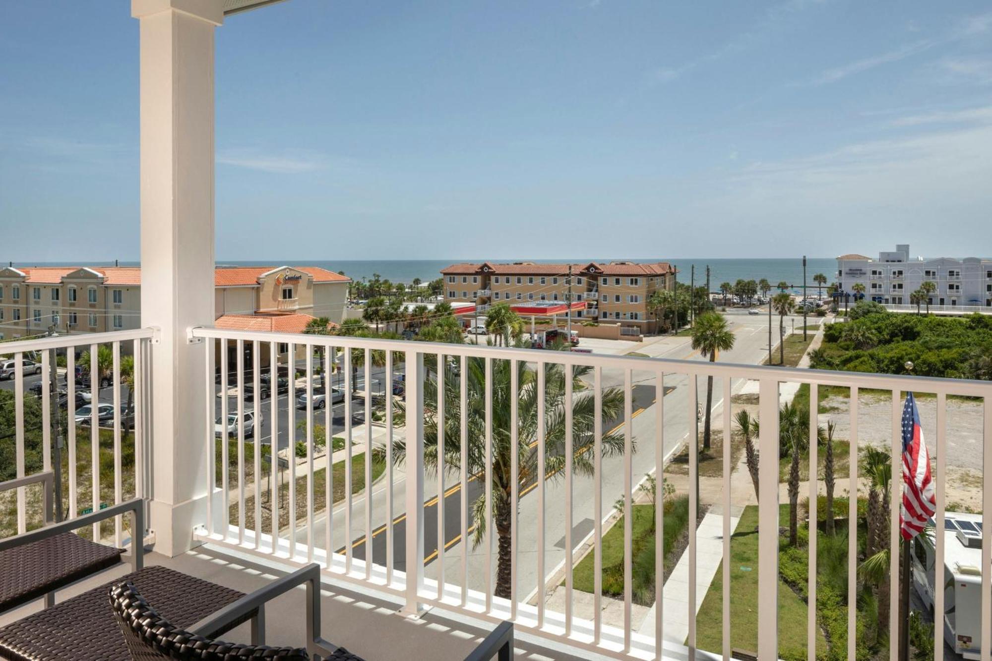 Courtyard Amelia Island Hotel Фернандина Бийч Екстериор снимка